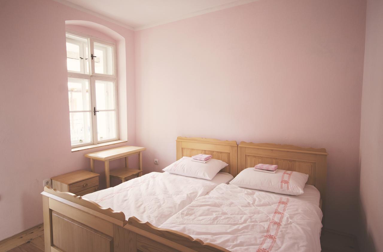 Bed and Breakfast Ethno&Coffee House Tulip Glozan Екстер'єр фото